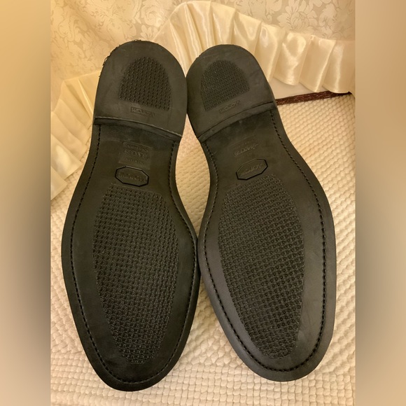 BATES - Picture 4 of 6